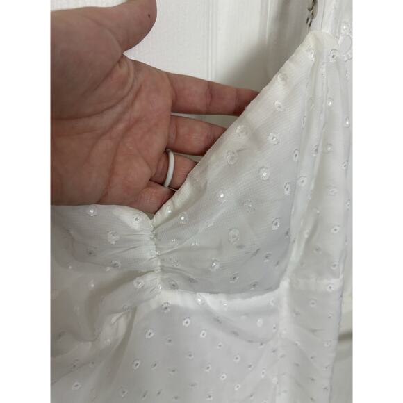 Lucy in the Sky White Chiffon Eyelet Mini Dress Size Medium Bachelorette Bridal - Picture 7 of 9